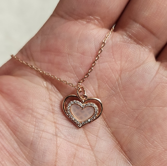 Heart Rose Gold Necklace - Picture 2 of 5